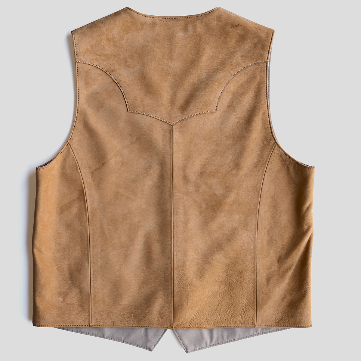 No.480 Fremont Vest | Nubuck Natural