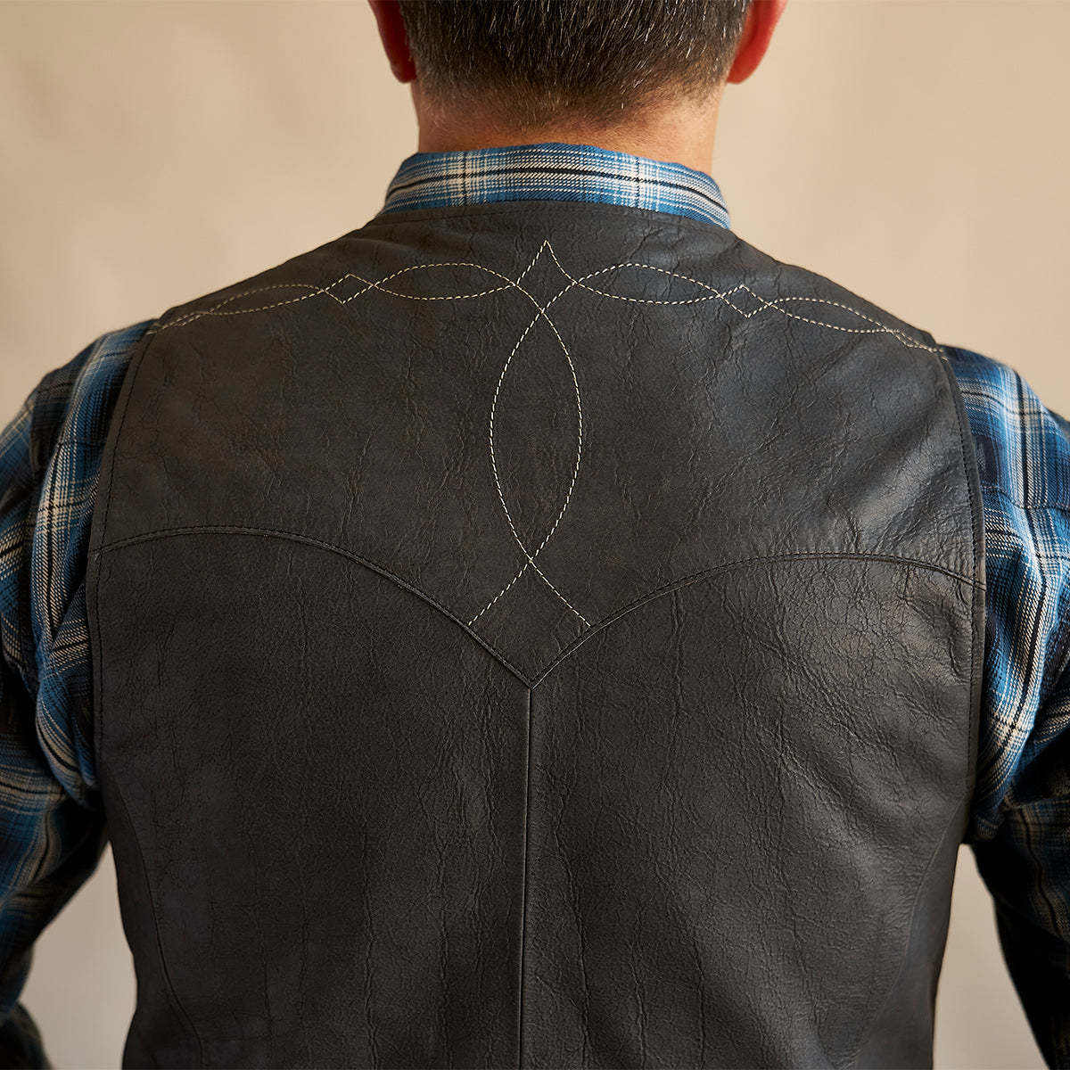 The Bison Austin Vest No.450 | Charcoal