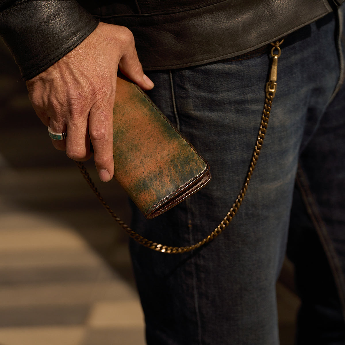 Horween® Shell Chain Wallet No.9