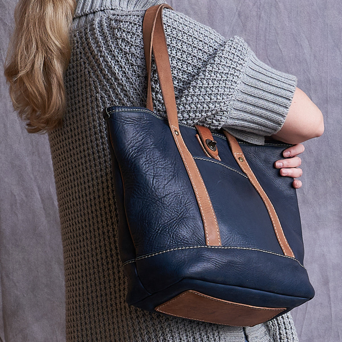 Stone-Washed Tote No.532 | LE Indigo & Tan