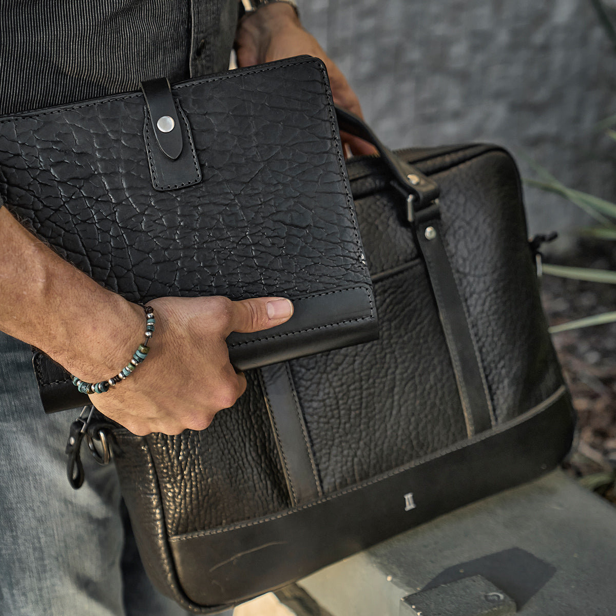 Bison Briefcase & Planner Set | LE Black