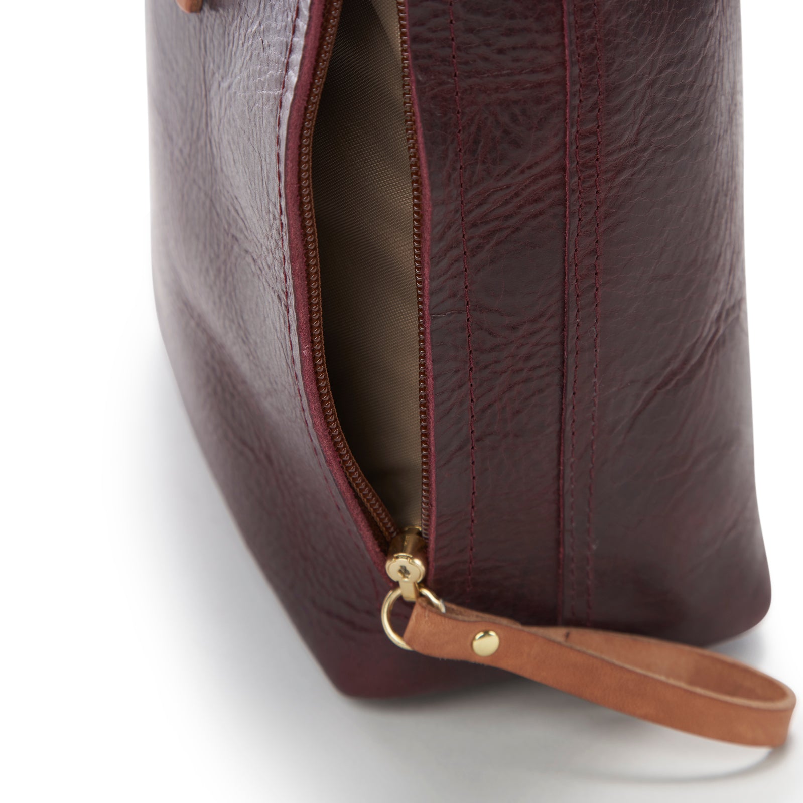 Bison Sling Tote No. 1907 | LE